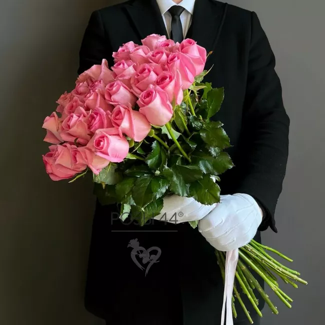 Букет из 31 розовой розы &laquo;Фламинго&raquo;