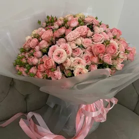 Монобукет  &laquo;Жемчужный рассвет&raquo; от интернет-магазина «Розы 44» в Костроме