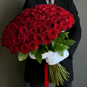 Букет из 101 розы &laquo;Всё для тебя&raquo; от интернет-магазина «Розы 44» в Костроме