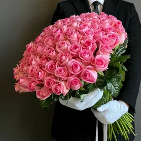 Букет из 101 розы &laquo;Самой нежной&raquo; от интернет-магазина «Розы 44» в Костроме