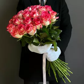 Букет 31 розы &laquo;Комплимент для самой&raquo; от интернет-магазина «Розы 44» в Костроме