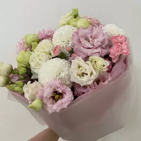 Сборный букет &laquo;Гармоничный&raquo; от интернет-магазина «Розы 44» в Костроме