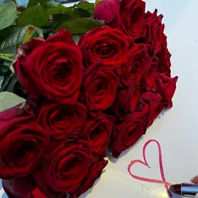 Букет из красных роз &laquo;Мечта&raquo; от интернет-магазина «Розы 44» в Костроме