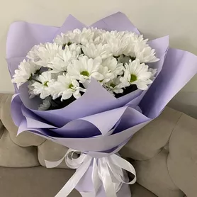 Монобукет из хризантем &laquo;Для самой любимой&raquo; от интернет-магазина «Розы 44» в Костроме