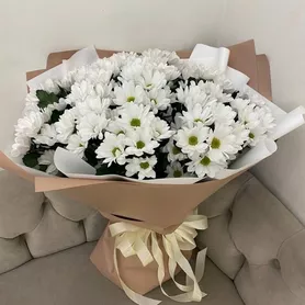 Букет из хризантем &laquo;Той самой&raquo; от интернет-магазина «Розы 44» в Костроме