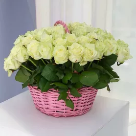 Корзина роз &laquo;Прекрасные мгновения&raquo; от интернет-магазина «Розы 44» в Костроме
