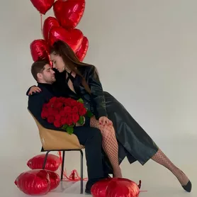 Букет из красных роз &laquo;Страстный поцелуй&raquo; от интернет-магазина «Розы 44» в Костроме