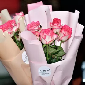 Букет &laquo;Стиль&raquo; от интернет-магазина «Розы 44» в Костроме