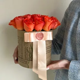 Композиция в коробке  &laquo;Шарм от интернет-магазина «Розы 44» в Костроме