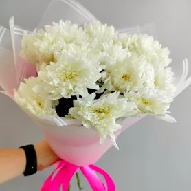 Букет из хризантем &laquo;Нотка нежности&raquo; от интернет-магазина «Розы 44» в Костроме