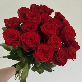 Монобукет &laquo;Сердечный огонь&raquo; от интернет-магазина «Розы 44» в Костроме